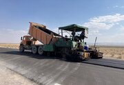 ببینید/ عملیات بهسازی و روکش آسفالت محور باغین _رفسنجان