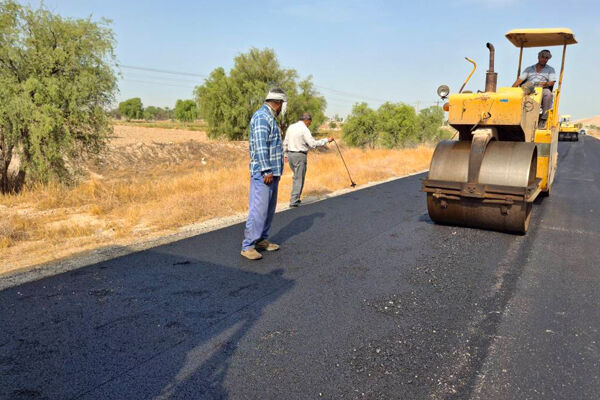 بهسازی و ارتقای ایمنی محورهای مواصلاتی شهرستان پارسیان در غرب هرمزگان