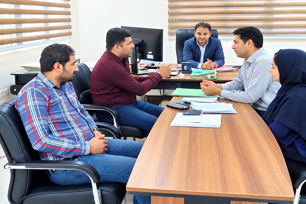 جلسه تعیین تکلیف اراضی و صدور اسناد در جاسک و بشاگرد هرمزگان