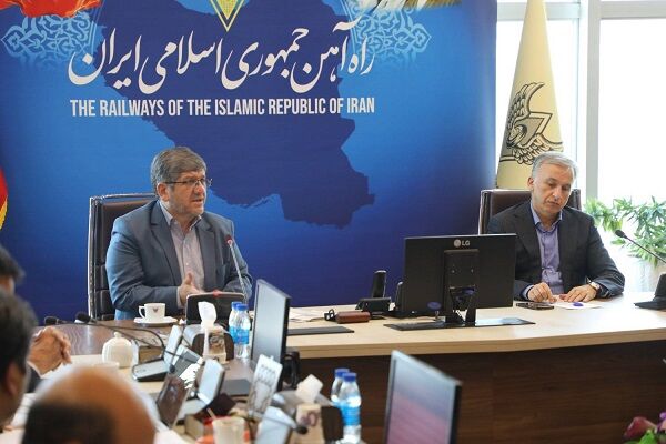 ظرفیت حمل بار ریلی افزایش می‌یابد/ راه‌آهن به‌دنبال رفع گلوگاه‌های شبکه