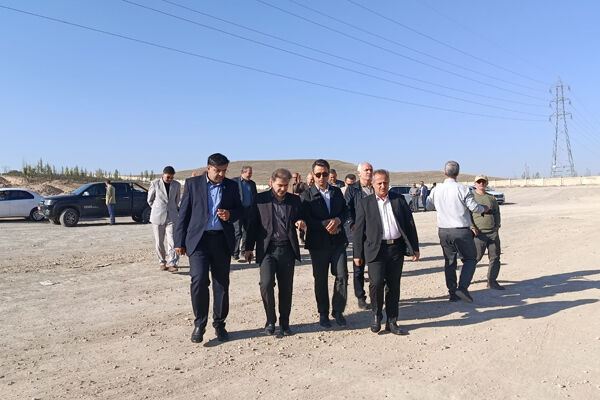 ببینید : بازدید معاون هماهنگی امور عمرانی استانداری اردبیل از ساخت واحدهای مسکونی و عملیات اجرایی زیرساخت ها در شهرک ۶۴۵ هکتاری سردار شهید سلیمانی اردبیل