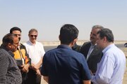 ببينيد | بازدید معاون دفتر نگهداری رویه و ابنیه فنی راه سازمان راهداری و حمل‌و‌نقل جاده‌ای از آزادراه کاشان - اصفهان