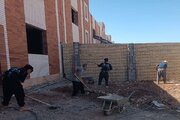 ببینید | تداوم فعالیت اجرایی و عملیات تکمیل واحد های مسکونی در پروژه ۱۰۷۲ واحدی نهضت ملی مسکن دزفول در خوزستان