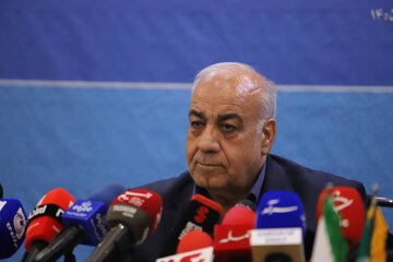 نشست خبری هوشنگ بازوند، معاون وزیر راه و شهرسازی و مدیرعامل شرکت ساخت و توسعه با اصحاب رسانه