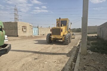 آغاز عملیات زیرسازی و روکش آسفالت معابر مناطق هدف بازآفرینی شهری شادگان