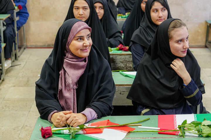 از جای خالی دانش‌آموزان میناب تا زنگ مهر در مدرسه شهدای هشتم شهریور