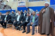 گزارش تصویری از  قرعه کشی اراضی جوانی جمعیت شهر ساوه در محل  سالن ورزشی امام خمینی (ره) این شهر