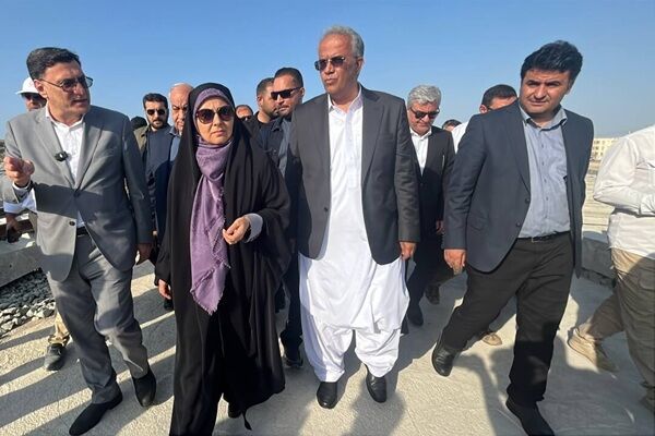 بازدید وزیر راه و شهرسازی از پروژه راه‌آهن چابهار–زاهدان
