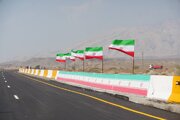 ببینید | افتتاح پل شور در محور بندرعباس–حاجی‌آباد با حضور وزیر راه و شهرسازی