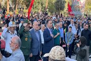 ببینید|همزمان در هفته دفاع مقدس آئین غبار روبی و تجدید میثاق با شهدا در مزار شهدای امام زاده محمد (ع) حصارک