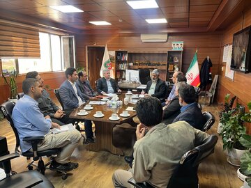 مدیرکل راهداری قزوین مسائل و مطالبات حوزه راه تاکستان را بررسی کرد