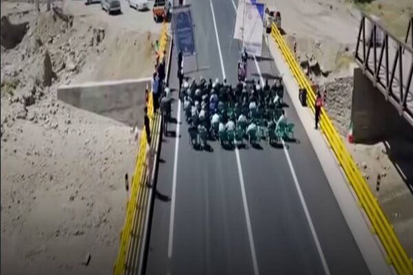 انجام ۶۰۰ کیلومتر رگلاژ راه‌های شهرستان چالدران طی شش‌ ماه/۱۵۰ کیلومتر شن‌ریزی در محورهای شهرستان