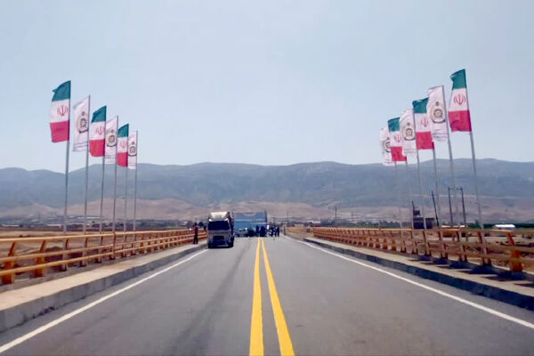 پل روستایی دارایی در لرستان به بهره‌برداری رسید/ گامی برای تسهیل تردد روستاییان