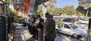 ببینید | حضور سرپرست اداره کل و رئیس شورای هماهنگی راه و شهرسازی استان البرز در آیین غبارروبی و گلباران مزار شهدای امامزاده محمد(ع)
