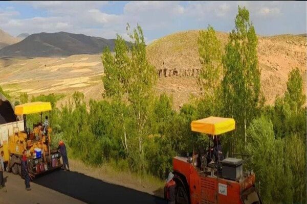 بهسازی، آسفالت و ایمن‌سازی ده‌ها کیلومتر از راه‌های تکاب آذربایجان غربی طی 6 ماه گذشته