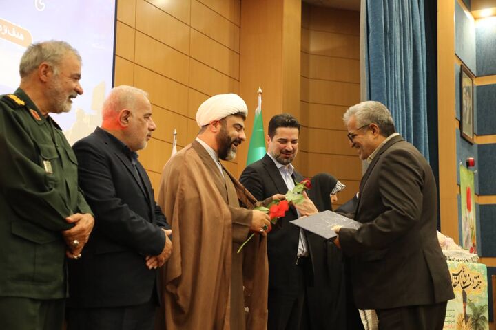 مراسم گرامیداشت هفته دفاع مقدس در سازمان هواپیمایی کشوری برگزار شد / تجلیل از رزمندگان سازمان هواپیمایی کشوری