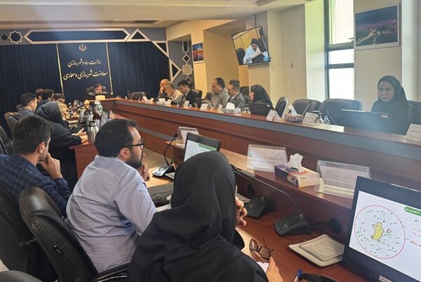تأکید بر شتاب‌دهی به مطالعات طرح‌های جامع سنندج و بیجار