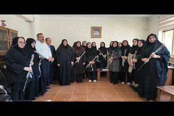 ️ویدیو | تقدیر از معلمان و کادر آموزشی دبیرستان نمونه دولتی حضرت فاطمه (س)