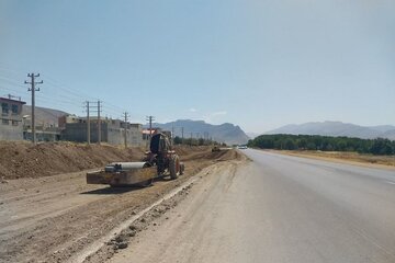 ۵ کیلومتر از پروژه احداث باند دوم محور چلیچه _ جونقان برای اجرای آسفالت آماده شد