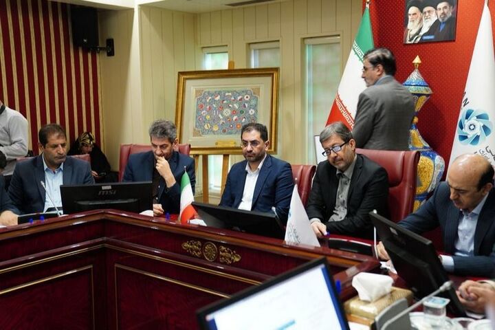 قطار سریع‌السیر اصفهان–تهران روی ریل تأمین مالی