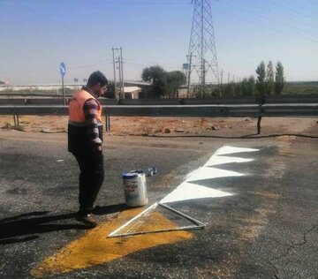 ببینید/ آشکارسازی سرعتکاه‌های محور بوئین زهرا_ قزوین توسط راهداران شهرستان بوئین زهرا در استان قزوین