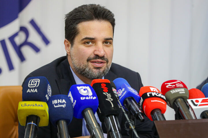 ببینید| برگزاری نشست خبری رئیس سازمان هواپیمایی کشوری