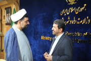 ببینید| نشست وزیر راه و شهرسازی با نمایندگان استان همدان