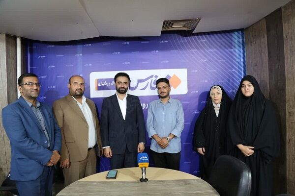 ببینید| دیدار و گفت و گوی خبری مدیرکل راه و شهرسازی استان چهارمحال و بختیاری با خبرگزاری فارس در راستای تبیین اقدامات انجام شده