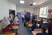 ببینید|همایش ارتقای ایمنی دانش آموزان  مدارس حاشيه راه ها به همت اداره ایمنی و ترافیک اداره کل راهداری و حمل و نقل جاده‌ای استان البرز