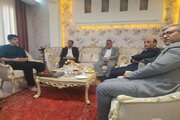 ببینید | دیدار و عیادت رئیس شورای هماهنگی امور راه و شهرسازی خوزستان و مدیرکل فرودگاههای استان با سپهر محسنی همکار ایثارگر جنگ 12 روزه