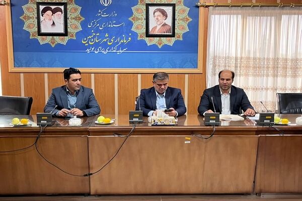 بازدید استاندار مرکزی از پروژه ۵۱۲ واحدی نهضت ملی مسکن خمین/ تأکید مدیرکل راه و شهرسازی استان بر شتاب‌بخشی به پروژه‌های نهضت ملی مسکن