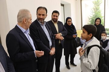 روند تعیین تکلیف اراضی مؤسسه گلستان علی (ع) در خراسان رضوی بررسی شد