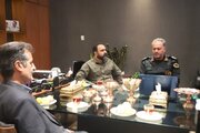 ببينيد | ديدار مديركل راهداري و حمل‌ونقل جاده‌اي استان اصفهان با فرمانده انتظامي استان به مناسبت هفته فراجا