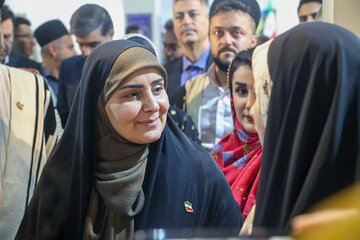 ببینید | بازدید وزیر راه و شهرسازی از ششمین نمایشگاه توانمندی‌های روستایی و عشایری