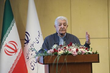 بازسازی پس از جنگ نباید به ساخت دوباره ساختمان‌ها محدود شود