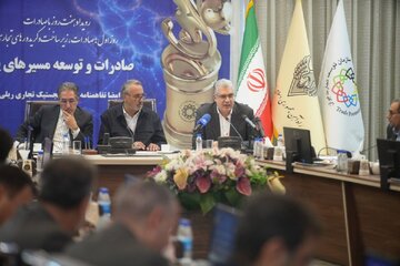 توسعه کریدورهای ریلی راه جبران عقب‌ماندگی صادرات