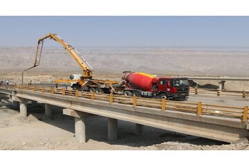 تکرارِ یک حماسه؛ پل شور در محور بندرعباس - حاجی‌آباد با اراده‌ راهداران جان گرفت