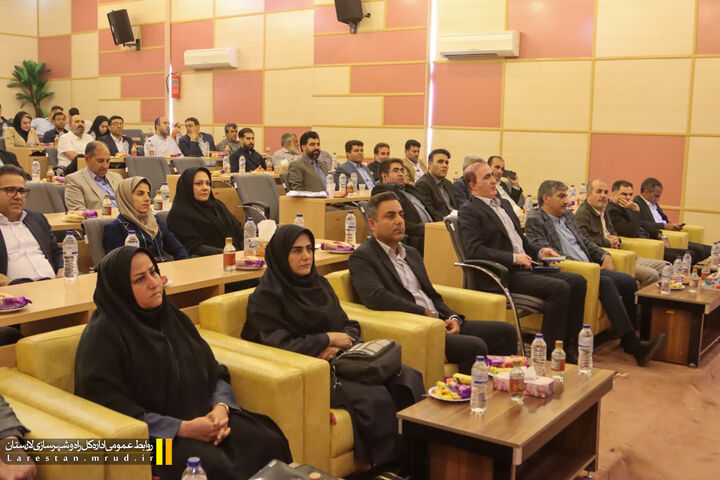 ببینید| نشست ستاد استانی بازآفرینی شهری جنوب فارس با حضور مسئولان ملی ، استانی و شهرستانی
