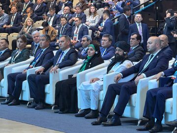 ببینید |حضور وزیر راه و شهرسازی درمراسم افتتاحیه هشتمین همایش تجاری حمل و نقل بین المللی راه ابریشم جدید در قزاقستان
