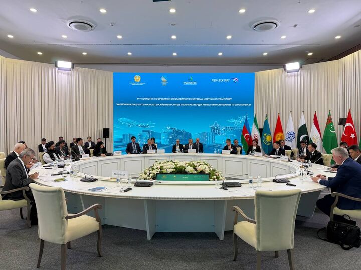 ببینید | وزیر راه و شهرسازی در اجلاس وزیران حمل‌ونقل کشورهای عضو اکو در قزاقستان
