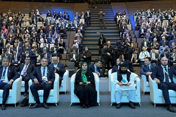 حضور وزیر راه و شهرسازی درمراسم افتتاحیه هشتمین همایش تجاری حمل و نقل بین المللی راه ابریشم جدید در قزاقستان