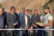 ببینید | آئین بهره برداری از سه پروژه روکش آسفالت محور روستایی آسکان ،اورازان و شهرک به جوستان در شهرستان طالقان به طول ٢۴ کیلومتر