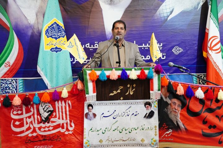 تسریع در واگذاری زمین و رفع موانع طرح‌های مسکن فریدون‌شهر و برف‌انبار