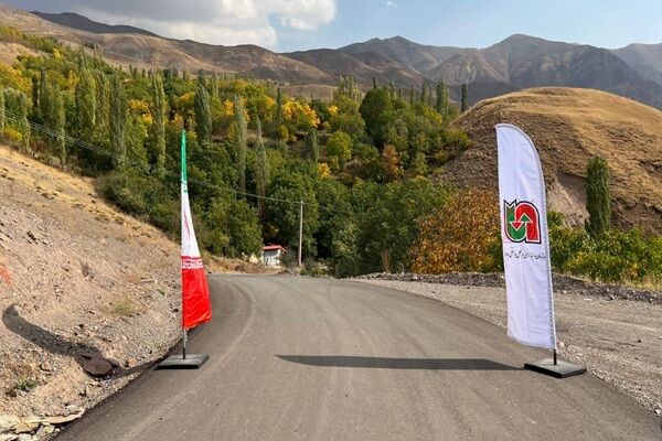 ویدیو | آئین بهره برداری از سه پروژه روکش آسفالت محور روستایی آسکان ،اورازان و شهرک به جوستان در شهرستان طالقان به طول ٢۴ کیلومتر