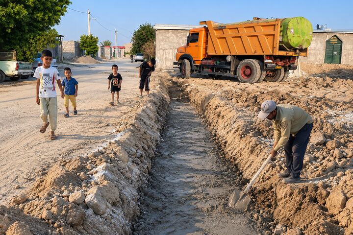 آغاز ساخت سالن ورزشی ۱۱۰۰ مترمربعی در محلات هدف عنبرآباد