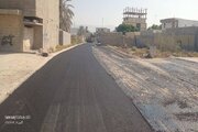 آسفالت کوچه شهر بندر دیر در بوشهر