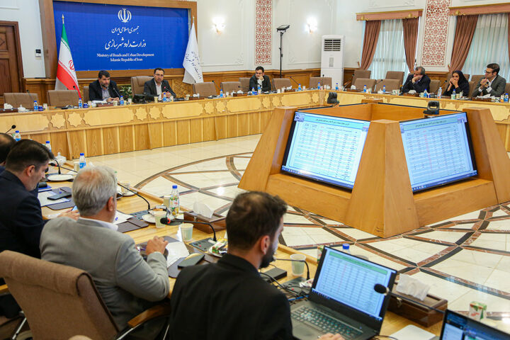 ببینید | جلسه بررسی عملکرد بانک ها در خصوص پرداخت تسهیلات مسکن ملی و تسهیلات کمک ودیعه مسکن مستاجران