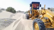 ببینید | عملیات ماسه روبی و بازگشایی محورهای مواصلاتی حوزه سیستان بر اثر طوفان های شن و ماسه جهت تردد ایمن کاربران جاده ای توسط راهداران سیستان و بلوچستان