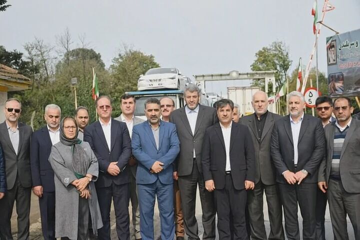 بازدید هیأت عالی‌رتبه اقتصادی استان تهران از زیرساخت‌های تجارت مرزی آستارا