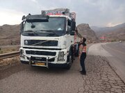ببینید/ نظارت بر ناوگان حمل و نقل عمومی(کالا) توسط راهداران طارم در استان قزوین